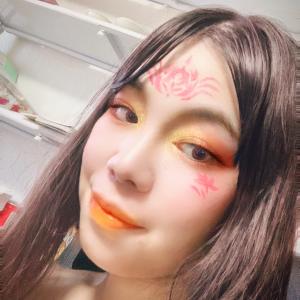 秋のトレンドメイク と 花鈿 かでん で秋トレンドメイク ノーリーズンファーム